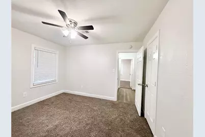 137 Laurel Street, Lake Jackson, TX 77566 - Photo 22