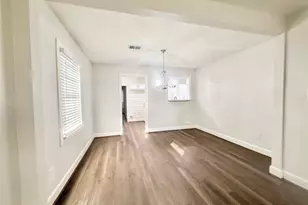 137 Laurel St, Lake Jackson, TX 77566 - Photo 4