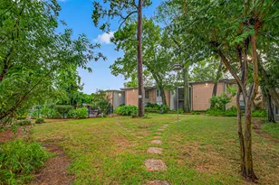 8211 Katy Fwy, Houston, TX 77024 - Photo 30
