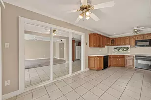 8211 Katy Fwy, Houston, TX 77024 - Photo 10