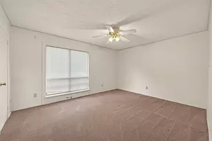 8211 Katy Fwy, Houston, TX 77024 - Photo 18