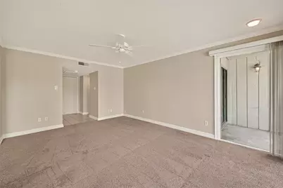 8211 Katy Freeway #19, Houston, TX 77024 - Photo 8