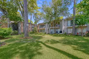 8211 Katy Fwy, Houston, TX 77024 - Photo 32