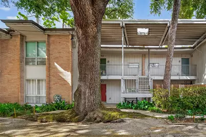 8211 Katy Freeway #19, Houston, TX 77024 - Photo 1