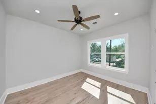 6312 Milwee St, Houston, TX 77092 - Photo 12