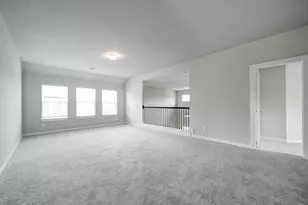 2024 Sugarberry Gully Ln, Conroe, TX 77301 - Photo 2