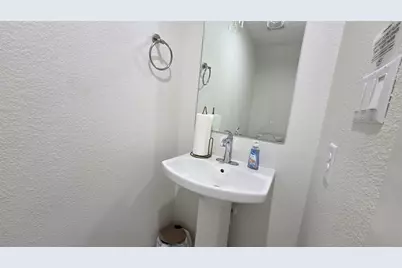 8113 Miley Street #B, Houston, TX 77028 - Photo 8