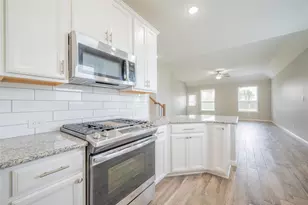 8627 Marble Ter Ct, Richmond, TX 77407 - Photo 2
