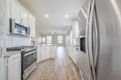8627 Marble Terrace Court, Richmond, TX 77407 - Photo 10
