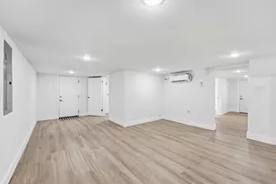 1803 27th St, Galveston, TX 77550 - Photo 28