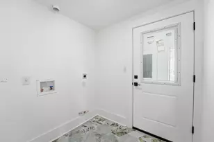1803 27th St, Galveston, TX 77550 - Photo 24