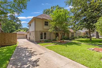 19611 Suncove Lane, Houston, TX 77346 - Photo 2