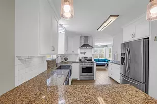 19611 Suncove Ln, Houston, TX 77346 - Photo 14