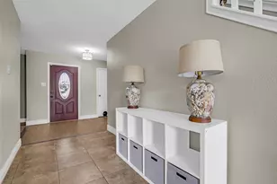 19611 Suncove Ln, Houston, TX 77346 - Photo 6