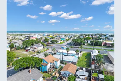 916 Sealy Street, Galveston, TX 77550 - Photo 8