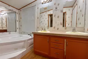 13295 Pecan Tree Dr, Willis, TX 77318 - Photo 12