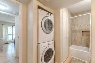 10053 Westpark Dr, Houston, TX 77042 - Photo 12