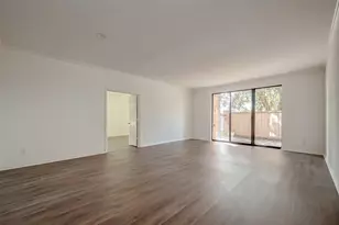 2400 N Braeswood Blvd, Houston, TX 77030 - Photo 6