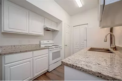 2400 N Braeswood Boulevard #106, Houston, TX 77030 - Photo 14