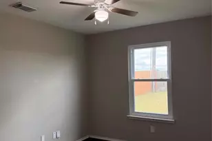 4707 E Parma Dr, Rosenberg, TX 77471 - Photo 12