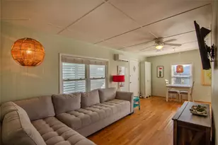4123 Liberty Dr, Galveston, TX 77554 - Photo 14