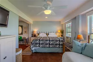 4123 Liberty Dr, Galveston, TX 77554 - Photo 22