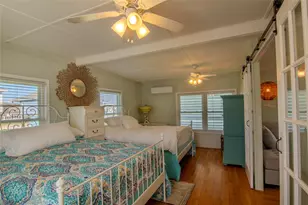4123 Liberty Dr, Galveston, TX 77554 - Photo 16