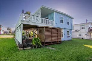 4123 Liberty Dr, Galveston, TX 77554 - Photo 4