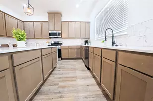 1738 Lantana Ln, El Campo, TX 77437 - Photo 4