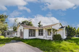 2311 Wavell St, Houston, TX 77088 - Photo 2