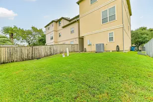 18721 Egret Oaks Ln, Webster, TX 77058 - Photo 34