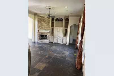 38 Hillock Woods Drive, The Woodlands, TX 77380 - Photo 4