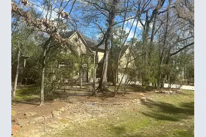 38 Hillock Woods Drive, The Woodlands, TX 77380 - Photo 18