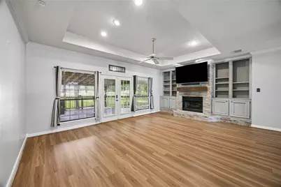 154 Seven Coves Drive, Conroe, TX 77304 - Photo 12