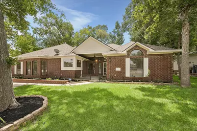 154 Seven Coves Drive, Conroe, TX 77304 - Photo 2
