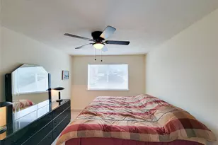 3926 Felicia Dr, Sugar Land, TX 77479 - Photo 32
