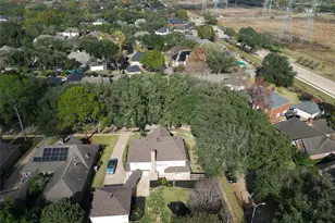 3926 Felicia Dr, Sugar Land, TX 77479 - Photo 42