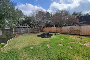 3926 Felicia Dr, Sugar Land, TX 77479 - Photo 38