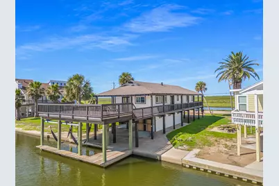 4907 Jolly Roger Road, Jamaica Beach, TX 77554 - Photo 1