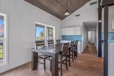 4907 Jolly Roger Road, Jamaica Beach, TX 77554 - Photo 14