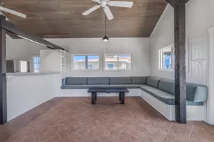 4907 Jolly Roger Rd, Jamaica Beach, TX 77554 - Photo 2