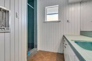 4907 Jolly Roger Rd, Jamaica Beach, TX 77554 - Photo 36