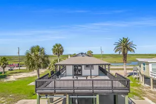 4907 Jolly Roger Rd, Jamaica Beach, TX 77554 - Photo 4