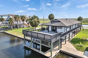4907 Jolly Roger Rd, Jamaica Beach, TX 77554 - Photo 4