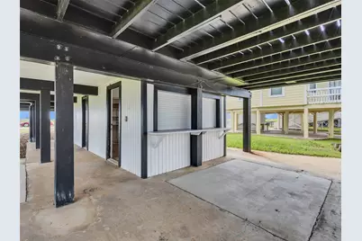 4907 Jolly Roger Road, Jamaica Beach, TX 77554 - Photo 12