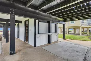 4907 Jolly Roger Rd, Jamaica Beach, TX 77554 - Photo 12