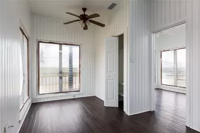 4907 Jolly Roger Road, Jamaica Beach, TX 77554 - Photo 8