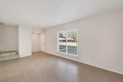 8462 Leawood Boulevard, Houston, TX 77072 - Photo 8