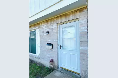 8462 Leawood Boulevard, Houston, TX 77072 - Photo 2