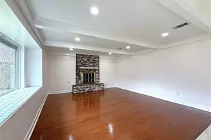 14406 Burgoyne Rd, Houston, TX 77077 - Photo 8